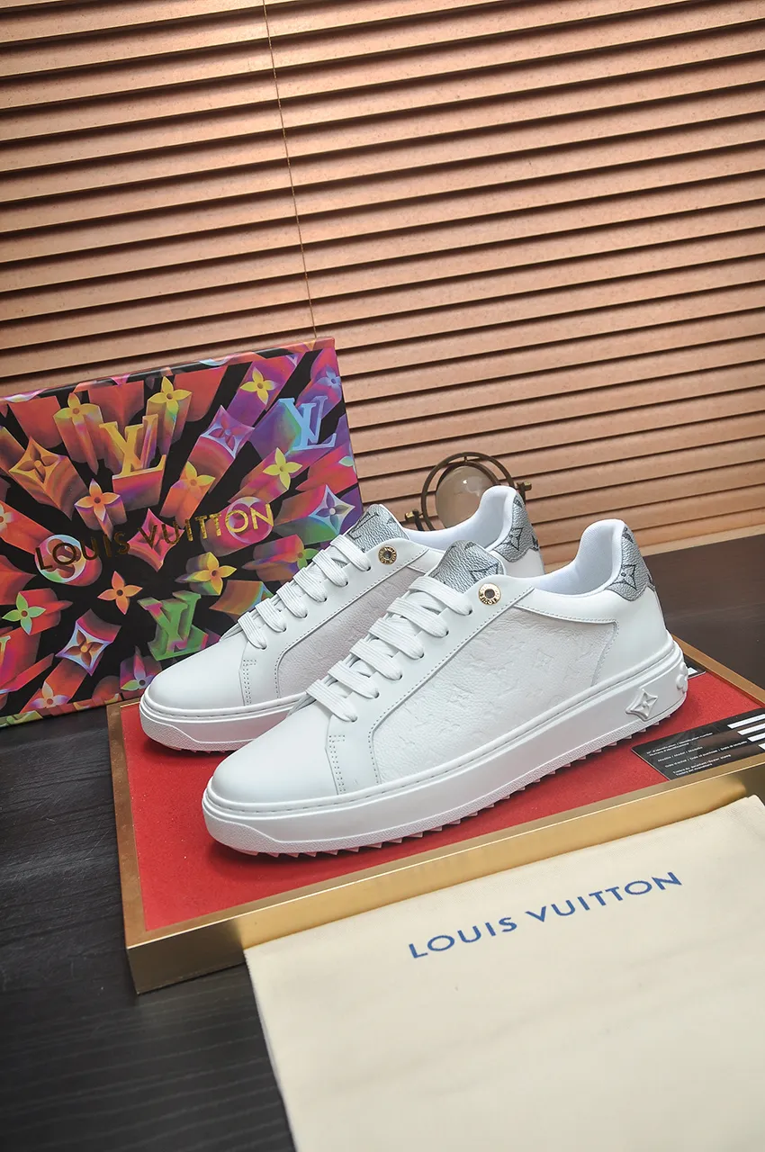Men's shoes 💰540💶[LOUIS VUITTON] Original order price (water-dyed cowhide lining) new model 🍀LV Louis Vuitton * - top version of LV classic trendy shoes! Made of imported original cowhide, water-dyed cowhide lining, and original wear-resistant rubber outsole! High quality products! Code number 38-45 (45 is custom-made and cannot be returned or exchanged)